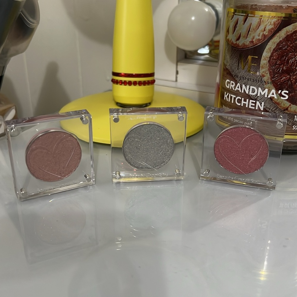 BN 3 BEAUTY CREATIONS SINGLE SHADOW